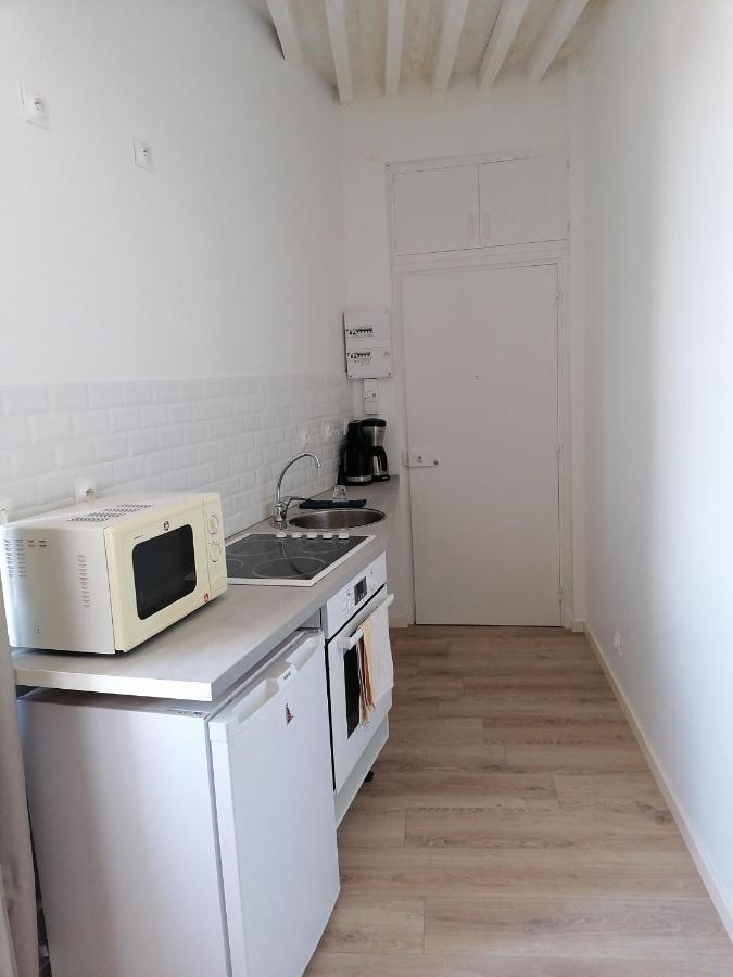 Au Thiernois Apartment Thiers Exterior photo